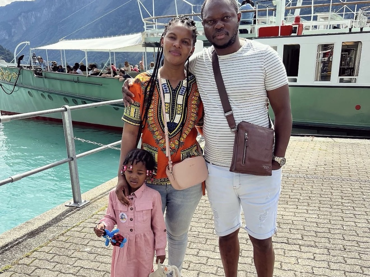 Familie Aboulela bei der Schifffahrt auf dem Brienzersee